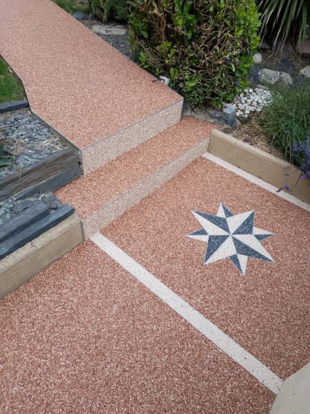 Artisan pour la pose de granulats de marbre pour un chemin et escalier avec devis sur Saint Adresse 76