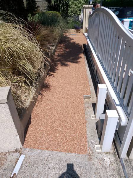 Artisan pour la pose de granulats de marbre pour un chemin et escalier avec devis sur Saint Adresse 76