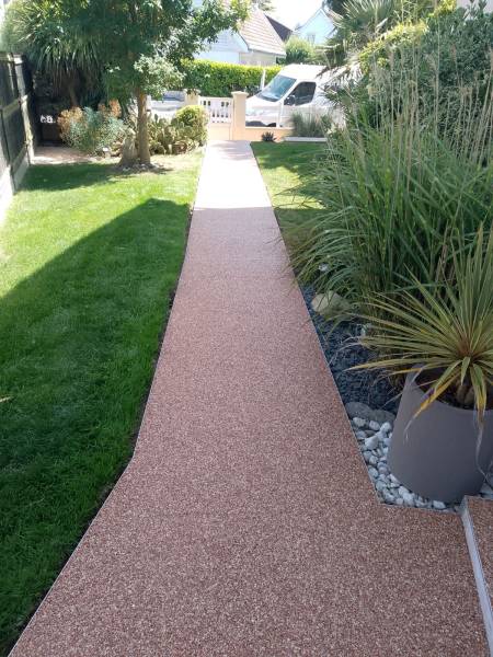 Artisan pour la pose de granulats de marbre pour un chemin et escalier avec devis sur Saint Adresse 76